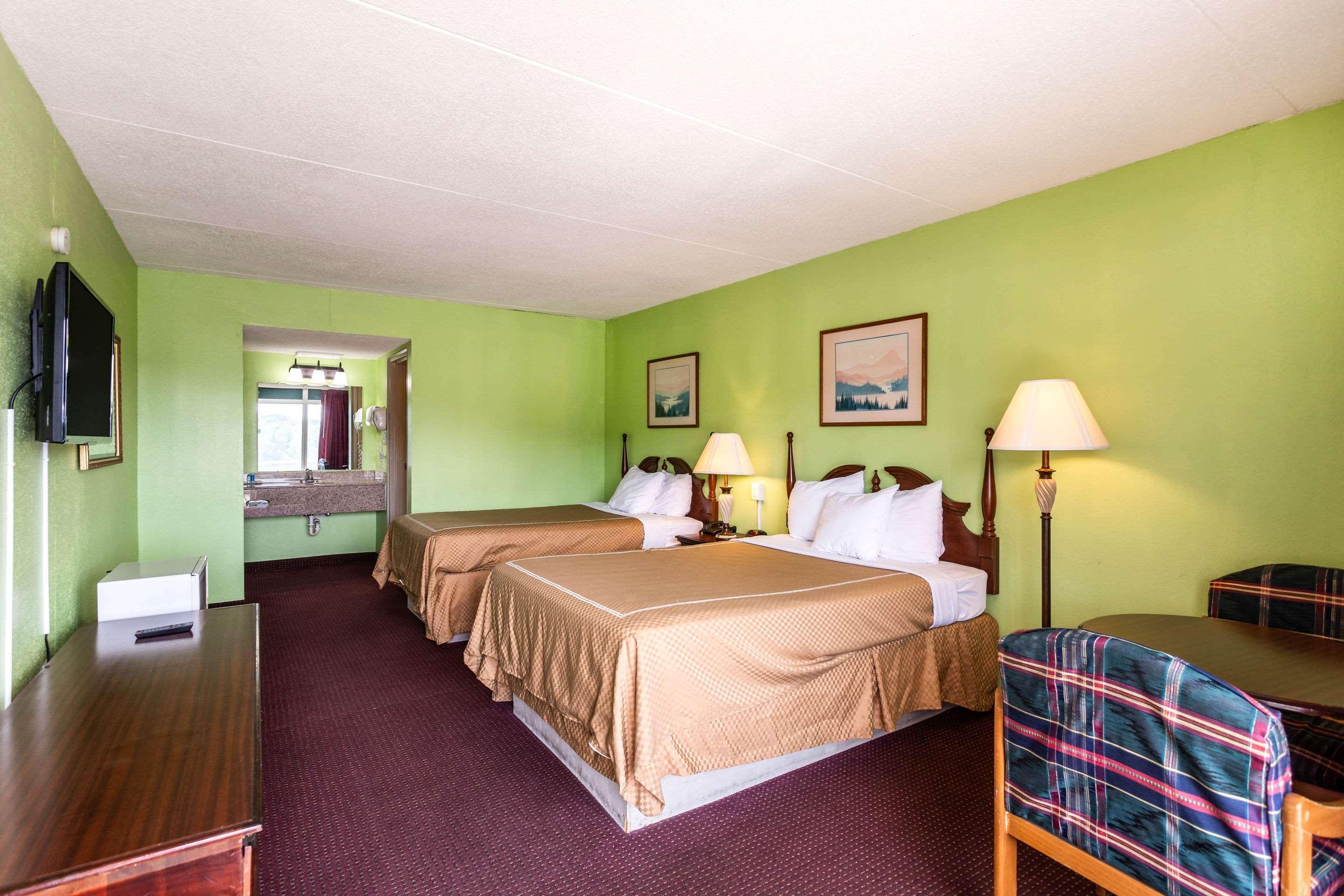 Rodeway Inn Renfro Valley Mount Vernon Экстерьер фото